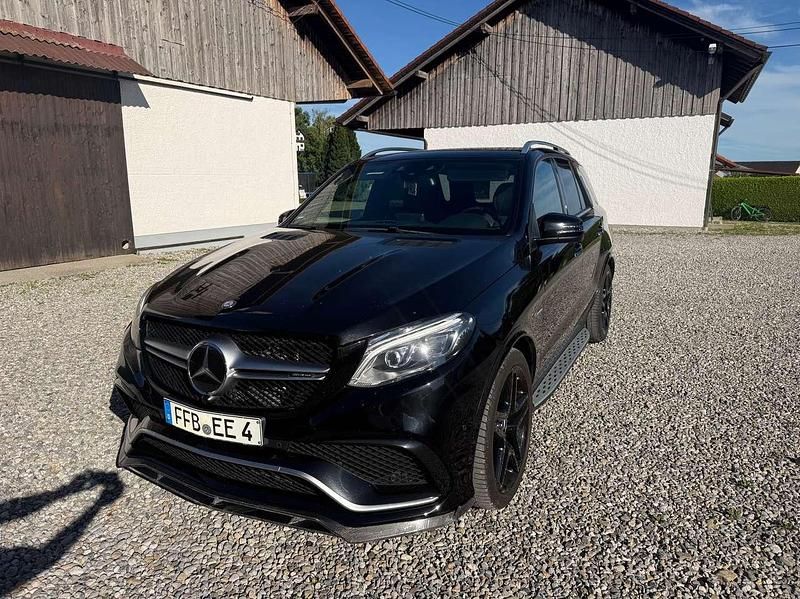 Schwarz Gebraucht 2016 Mercedes GLE63 AMG AMG SUV | 34.900 € - Bild 1/4