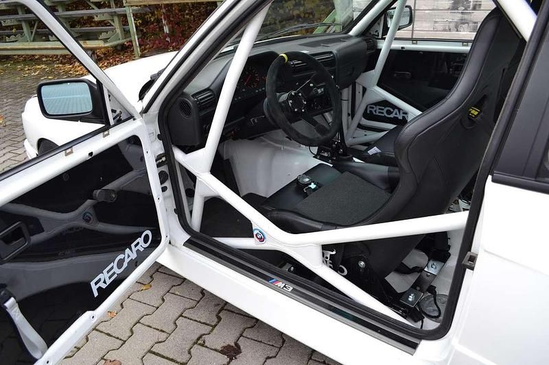 Gebraucht BMW M3 530 PS (389 kW) 1989 Weiß Coupé