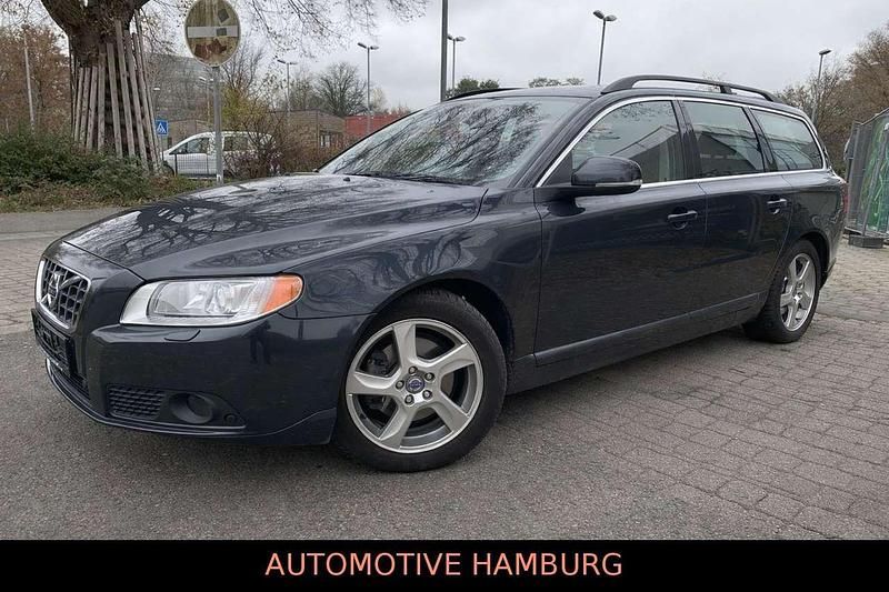 Gebraucht Volvo V70 114 PS (83 kW) 2012 Schwarz Kombi