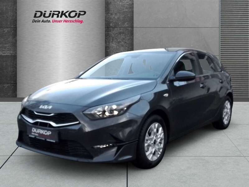 (h8g) pentametal met. Neu 2024 Kia Ceed Comfort Kleinwagen | 25.770 € (Fairer Preis) - Bild 1/4