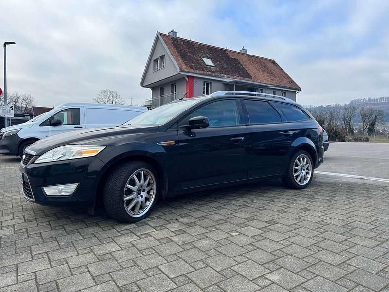 Gebraucht Ford Mondeo Ghia 140 PS (102 kW) 2010 Kombi
