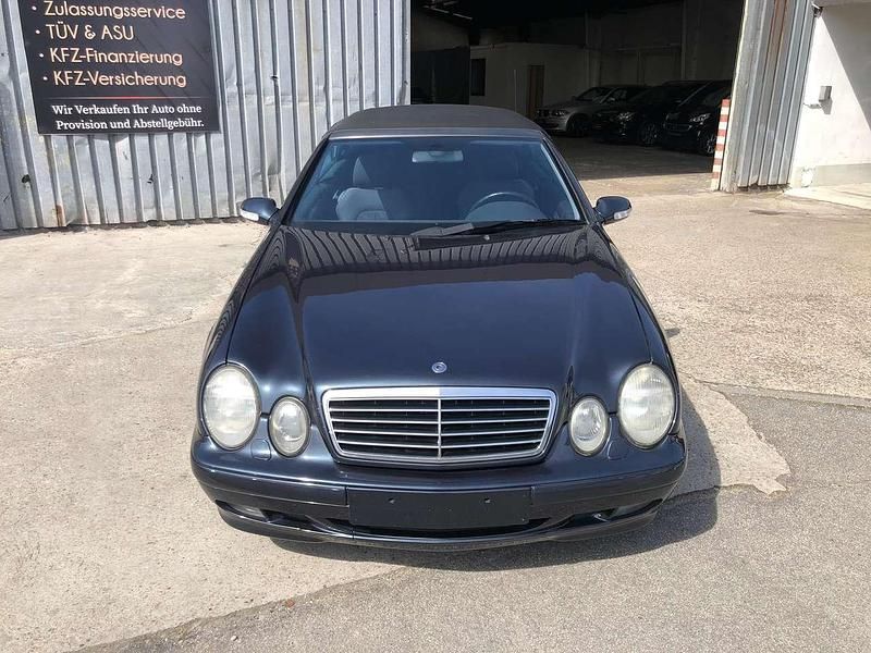 Gebraucht Mercedes CLK200 Avantgarde 163 PS (119 kW) 2000 Schwarz Cabrio