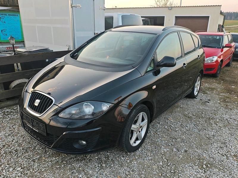 Schwarz Gebraucht 2009 Seat Altea XL Van / Kleinbus | 2.300 € (Superpreis) - Bild 1/4