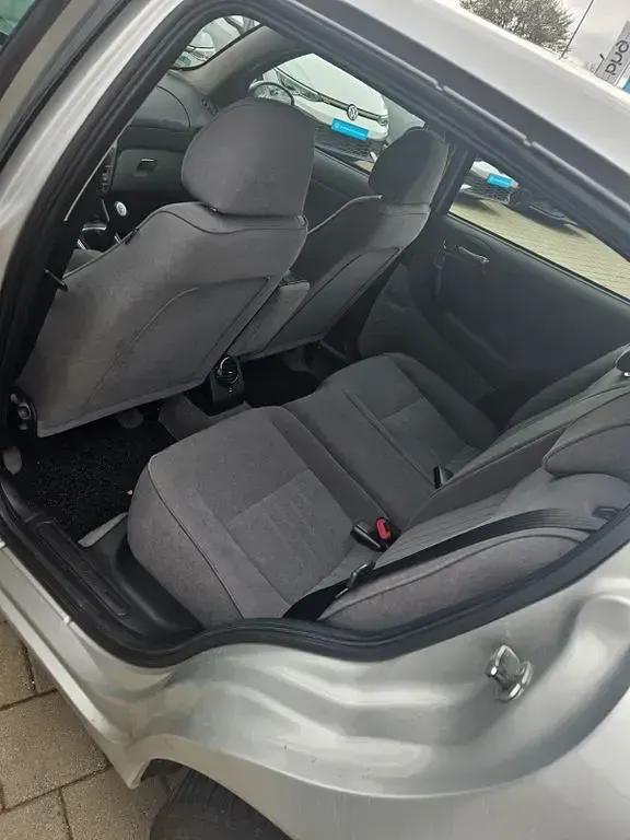 Gebraucht Alfa Romeo 147 105 PS (77 kW) 2006 Silber Kleinwagen