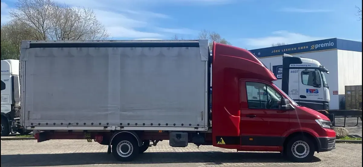 Gebraucht VW LT 75 PS (55 kW) 2018 Rot