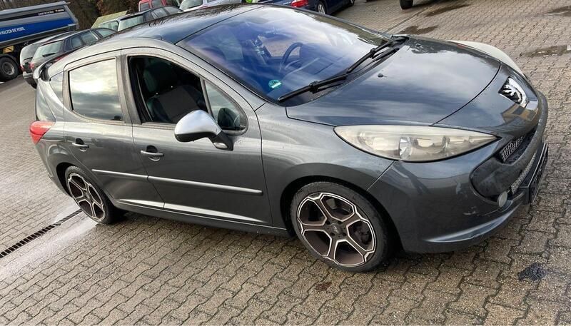 Grau Gebraucht 2008 Peugeot 207 RC Kombi | 2.200 € (Fairer Preis) - Bild 1/4