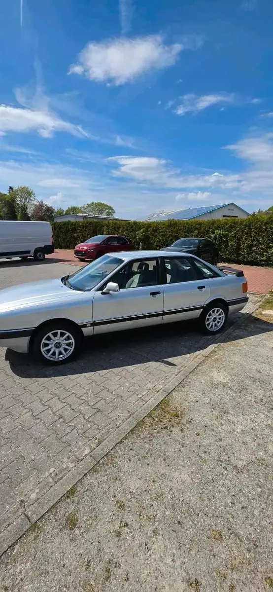Gebraucht Audi 90 133 PS (97 kW) 1990 Silber Limousine