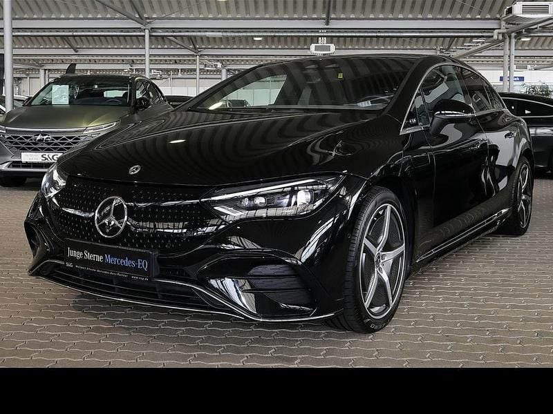 Metalliclack obsidianschwarz Gebraucht 2022 Mercedes EQE350 AMG Limousine | 51.890 € (Fairer Preis) - Bild 1/4