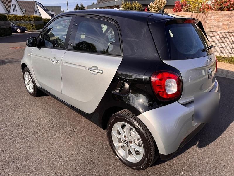 Gebraucht Smart ForFour Prime 90 PS (66 kW) 2016 Silber Kleinwagen