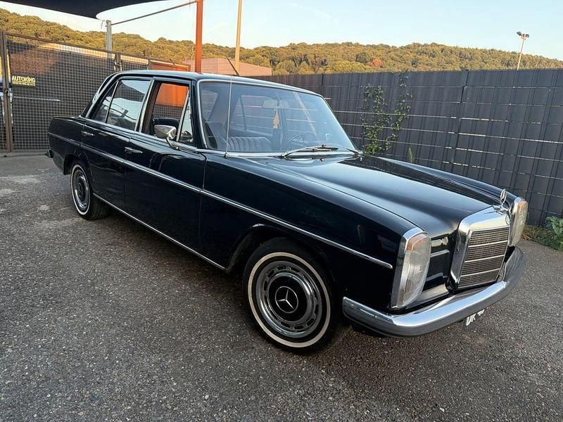 Gebraucht 1971 Mercedes 220 Limousine | 15.000 € - Bild 1/4
