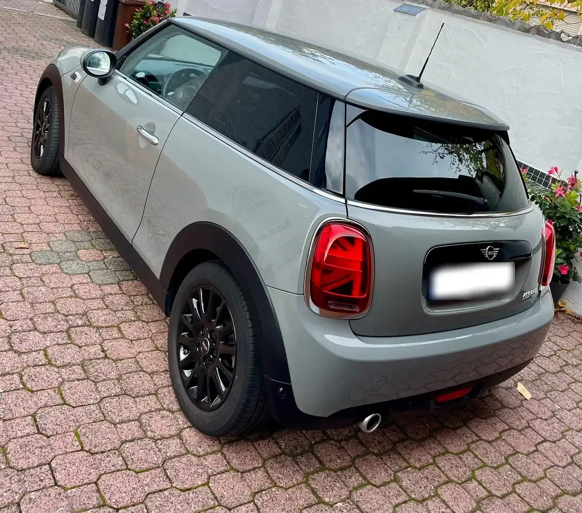 Gebraucht Mini Cooper 136 PS (100 kW) 2019 Grau Kleinwagen