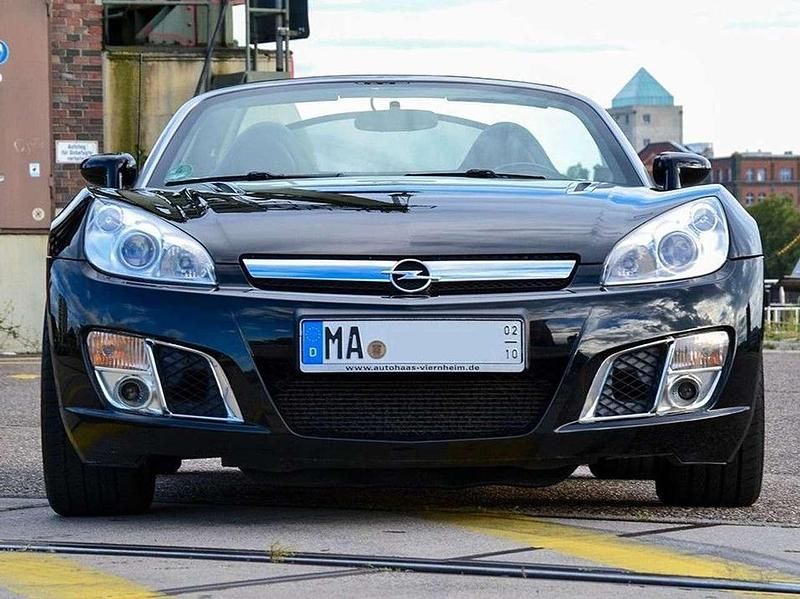 Schwarz Gebraucht 2008 Opel GT Cabrio | 11.500 € (Fairer Preis) - Bild 1/4