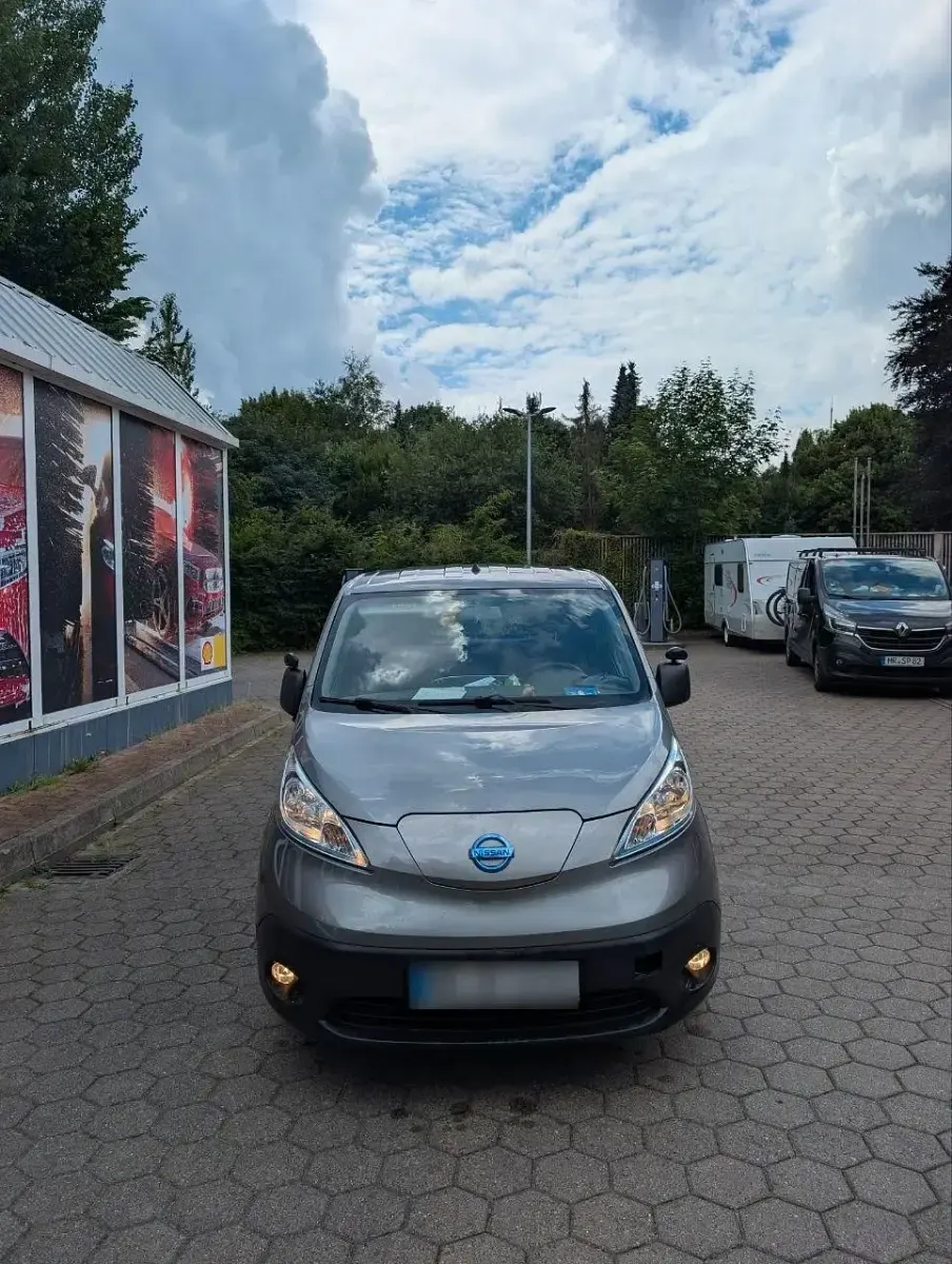 Gebraucht Nissan e-NV200 80 kW (110 PS) 2018 Grau Van / Kleinbus