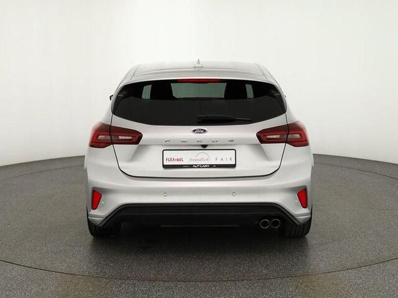 Gebraucht Ford Focus ST-Line 125 PS (91 kW) 2025 Silber Limousine