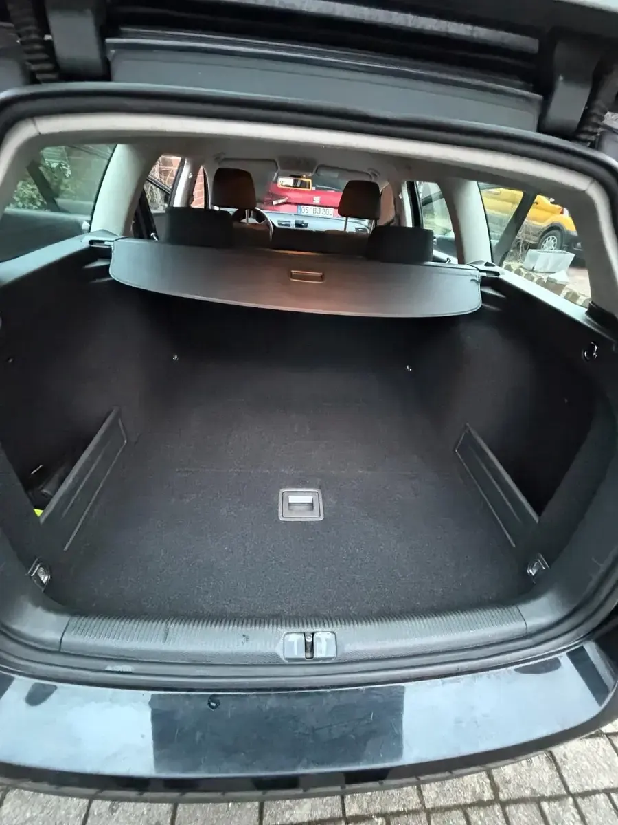 Usata VW Passat 140 CV (102 kW) 2010 Nero Station wagon