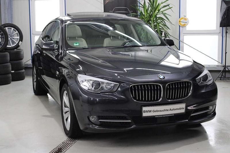 Gebraucht BMW 530 245 PS (180 kW) 2011 Grau Limousine