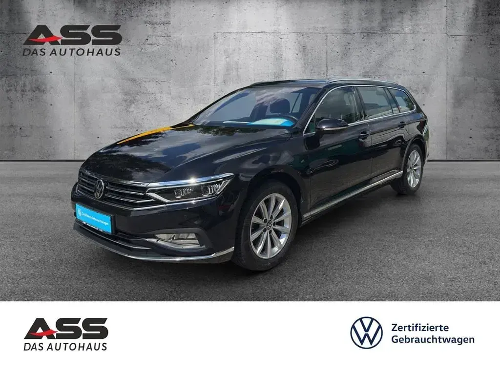 Gebraucht VW Passat Elegance 190 PS (139 kW) 2022 Kombi