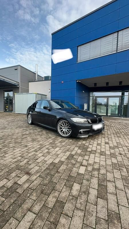 Gebraucht BMW 325 Performance 218 PS (160 kW) 2010 Schwarz Limousine