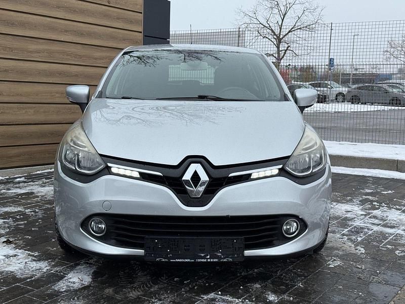 Gebraucht Renault Clio IV Dynamique 73 PS (53 kW) 2013 Silber Kleinwagen
