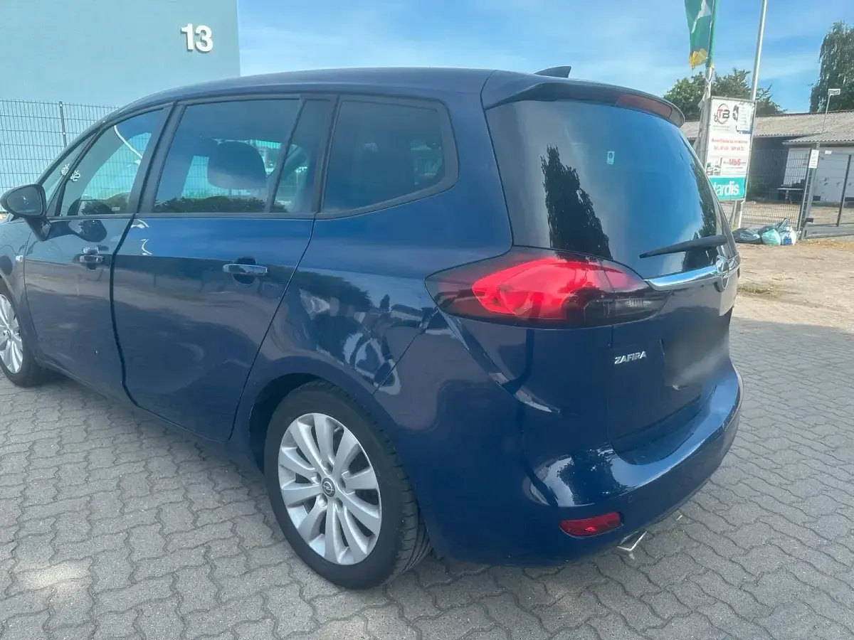 Gebraucht Opel Zafira 170 PS (125 kW) 2017 Blau Van / Kleinbus