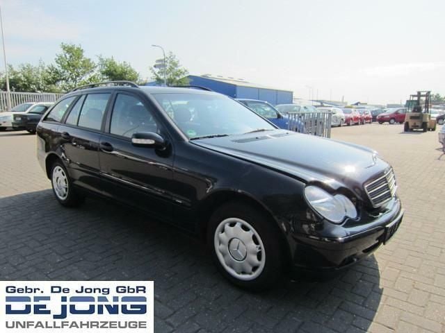 Schwarz metallic Gebraucht 2001 Mercedes C200 Classic Kombi | 2.550 € (Fairer Preis) - Bild 1/4