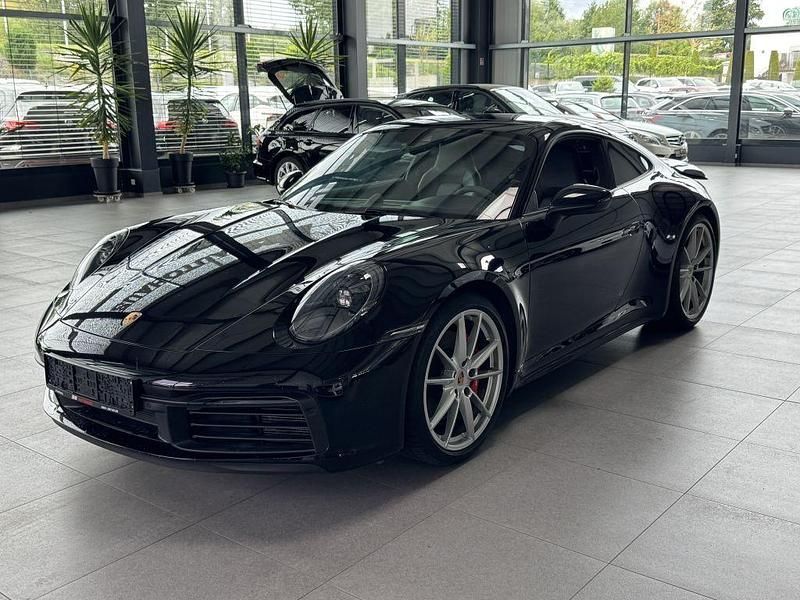 Unbekannt (metallic) Gebraucht 2023 Porsche 911 Carrera 4S Coupé | 135.990 € (Fairer Preis) - Bild 1/4