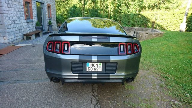 Second-hand Ford Mustang 224 CP (164 kW) 2013 Gri Coupe