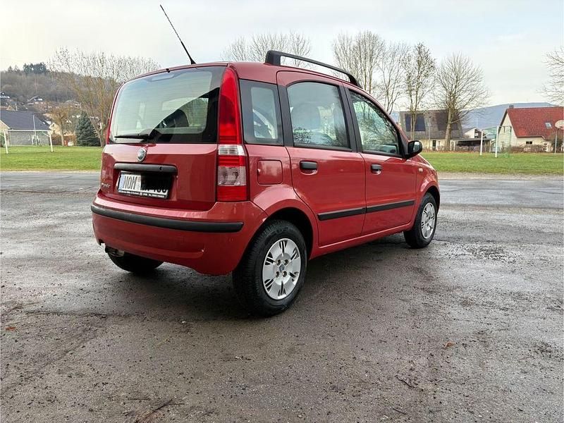 Rot Gebraucht 2005 Fiat Panda Limousine | 2.500 € (Fairer Preis) - Bild 1/4