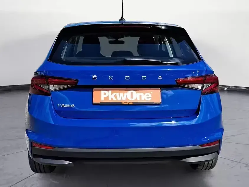 Gebraucht Skoda Fabia Tour 65 PS (47 kW) 2024 Blau Kleinwagen