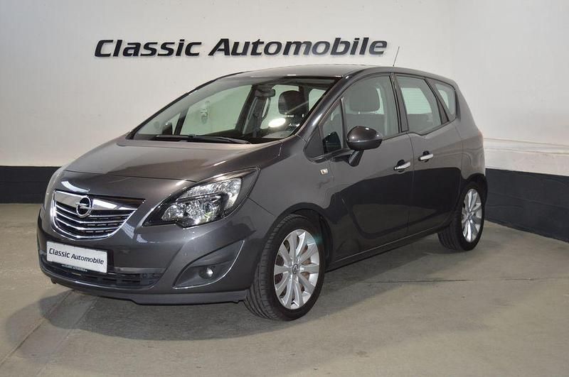 Grau Gebraucht 2011 Opel Meriva Innovation Van / Kleinbus | 4.300 € (Fairer Preis) - Bild 1/4
