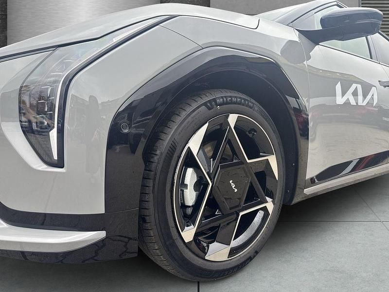 Neu Kia EV4 Comfort 150 kW (204 PS) 2025 Grau Kleinwagen