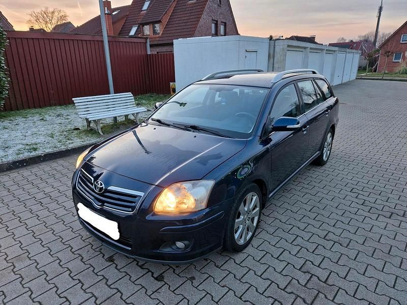 Gebraucht Toyota Avensis 150 PS (110 kW) 2007 Blau Kombi