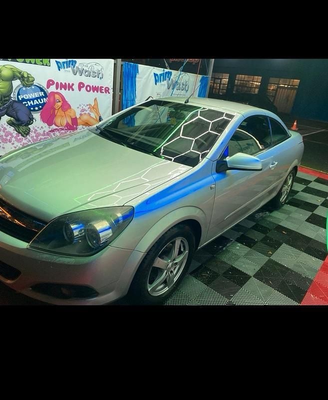 Gebraucht Opel Astra Cabriolet 105 PS (77 kW) 2006 Silber Cabrio