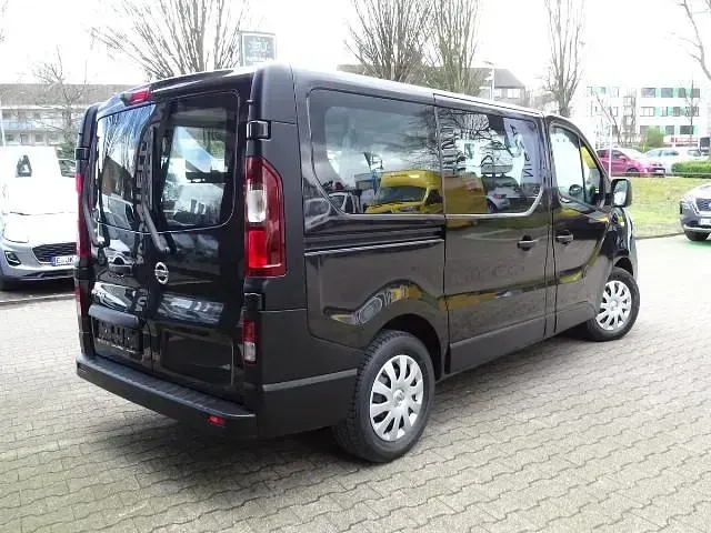 Gebraucht Nissan NV300 Premium Edition 145 PS (106 kW) 2017 Schwarz Van