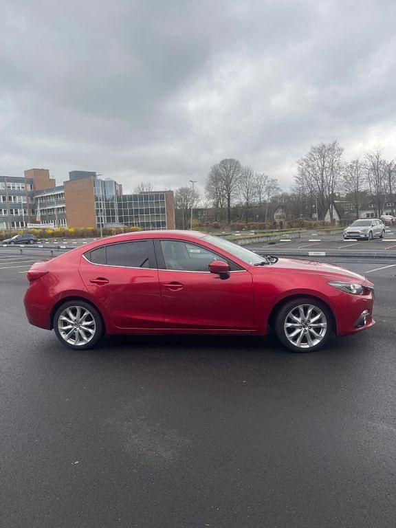 Gebraucht Mazda 3 150 PS (110 kW) 2015 Rot Limousine
