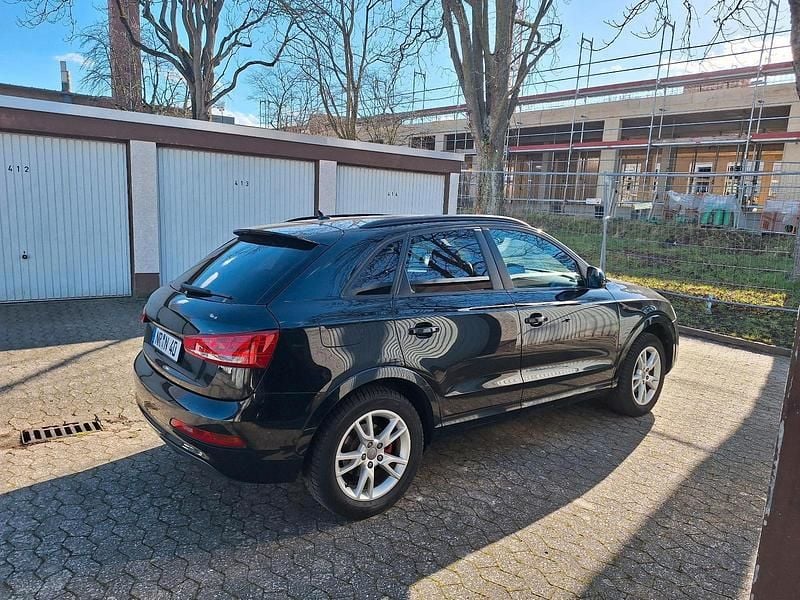 Gebraucht Audi Q3 170 PS (125 kW) 2012 Schwarz SUV