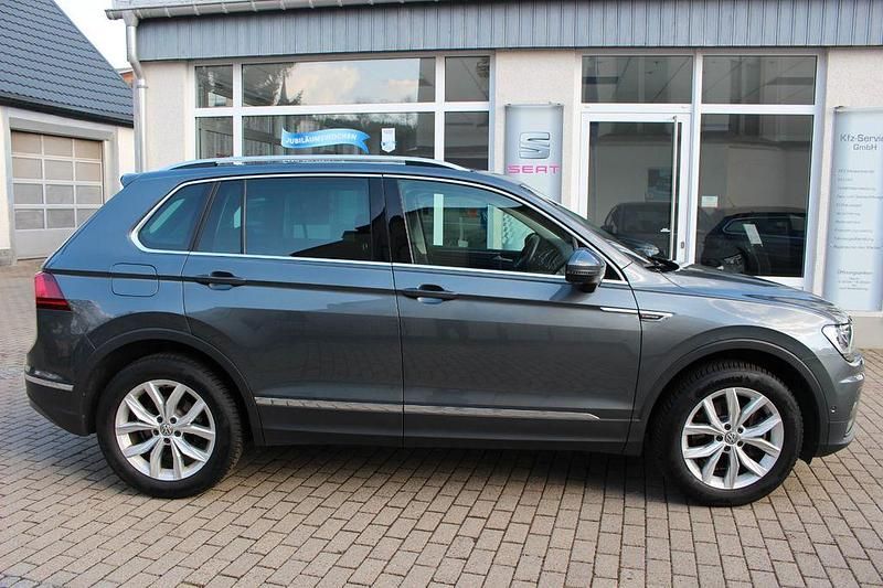 Gebraucht VW Tiguan Highline 190 PS (139 kW) 2019 Grau SUV