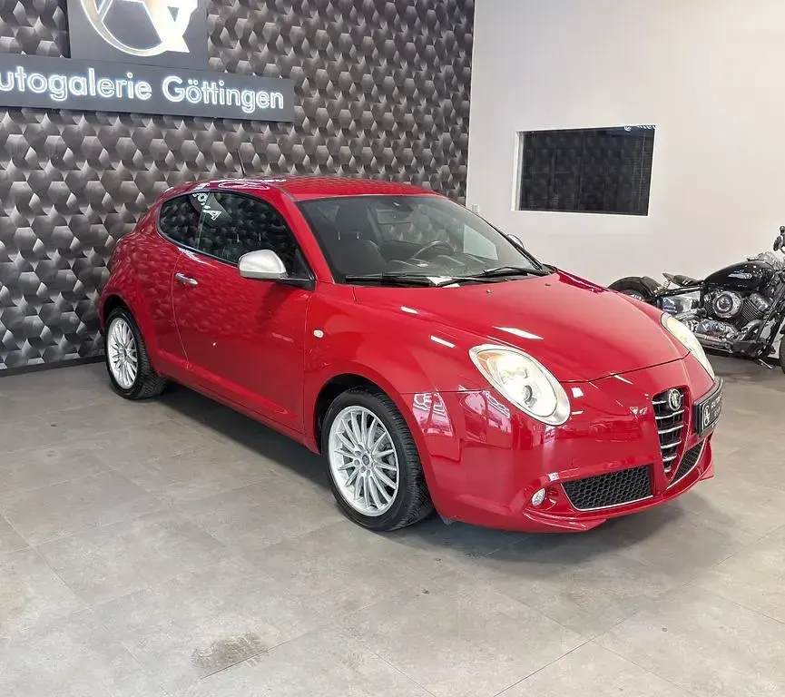 Gebraucht Alfa Romeo MiTo Turismo 105 PS (77 kW) 2013 Rot Kleinwagen