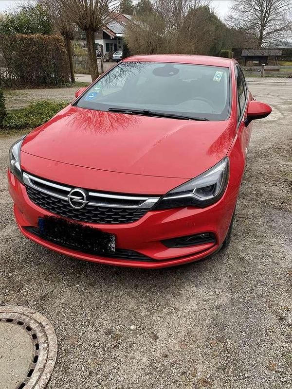 Gebraucht Opel Astra Innovation 150 PS (110 kW) 2016 Rot Limousine