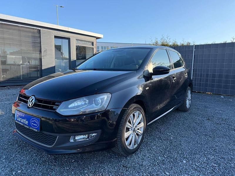 Gebraucht VW Polo Life 105 PS (77 kW) 2013 Deep black perleffekt Kleinwagen