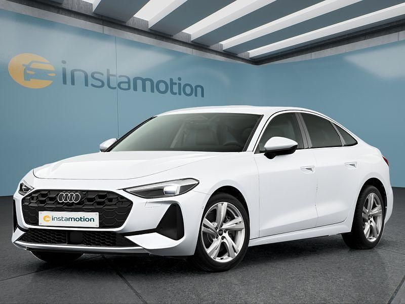 Weiß Gebraucht 2025 Audi A5 Limousine | 42.949 € (Superpreis) - Bild 1/4