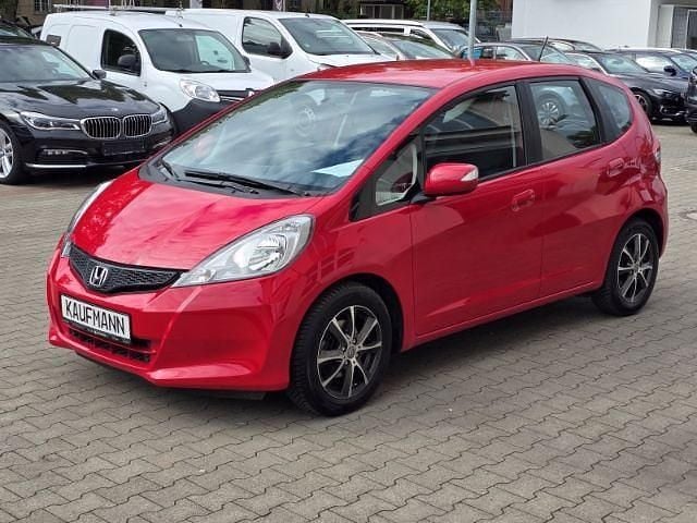 Rot Gebraucht 2013 Honda Jazz Trend Kleinwagen | 9.870 € (Fairer Preis) - Bild 1/4