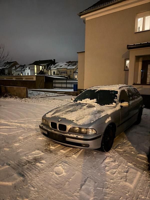 Gebraucht BMW 523 170 PS (125 kW) 1998 Silber Kombi