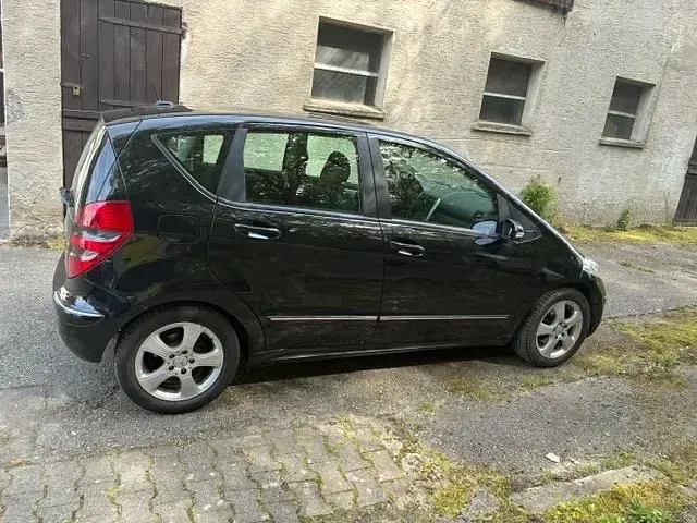 Gebraucht Mercedes A150 Elegance 95 PS (69 kW) 2005 Schwarz Limousine