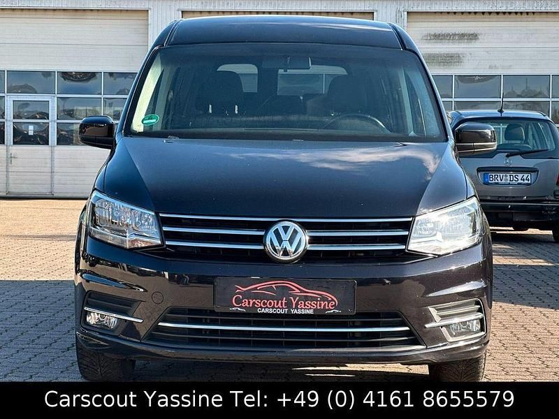Second-hand VW Caddy Maxi 150 CP (110 kW) 2016 Negru Monovolum