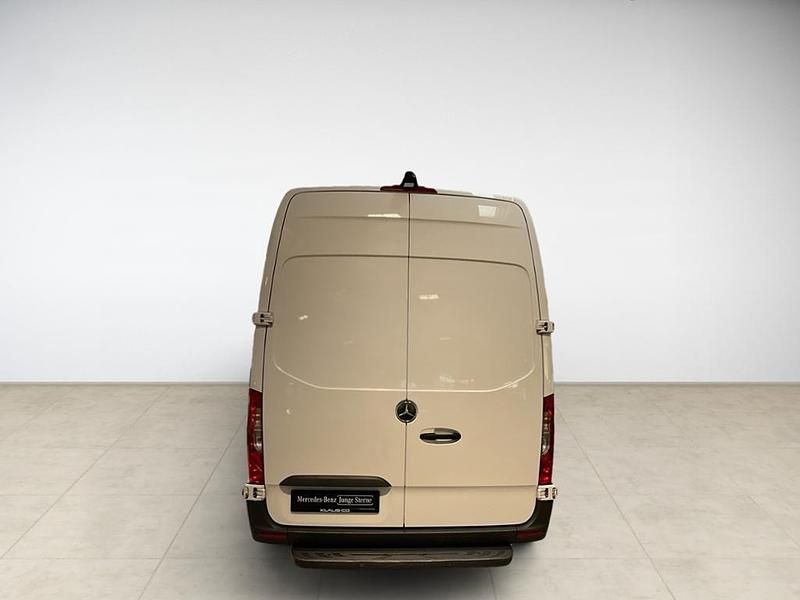 Gebraucht Mercedes Sprinter 170 PS (125 kW) 2023 Arktikweiß Van