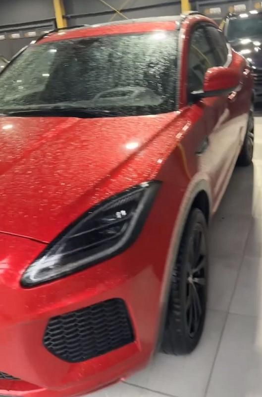 Gebraucht Jaguar E-Pace 240 PS (176 kW) 2019 Rot SUV