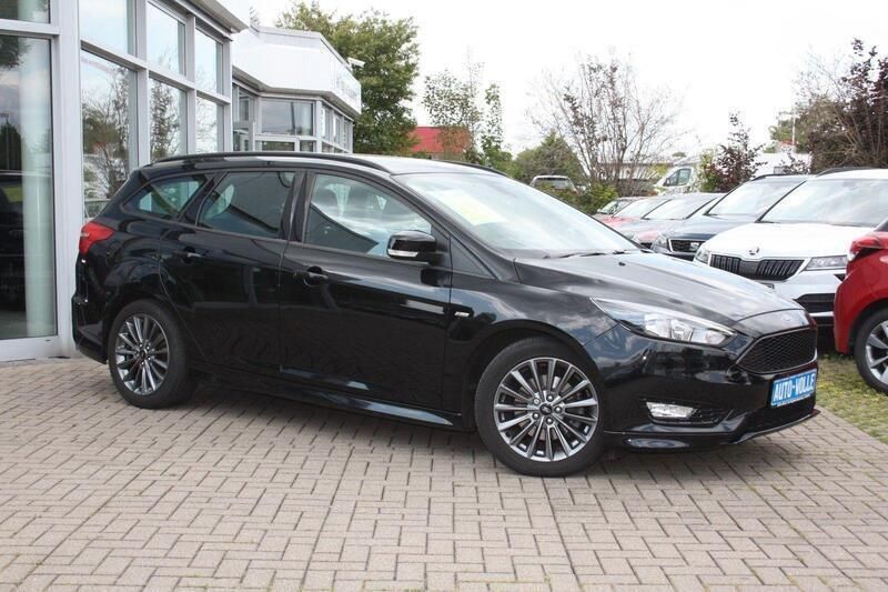 Schwarz Gebraucht 2016 Ford Focus ST-Line Kombi | 11.950 € (Fairer Preis) - Bild 1/4