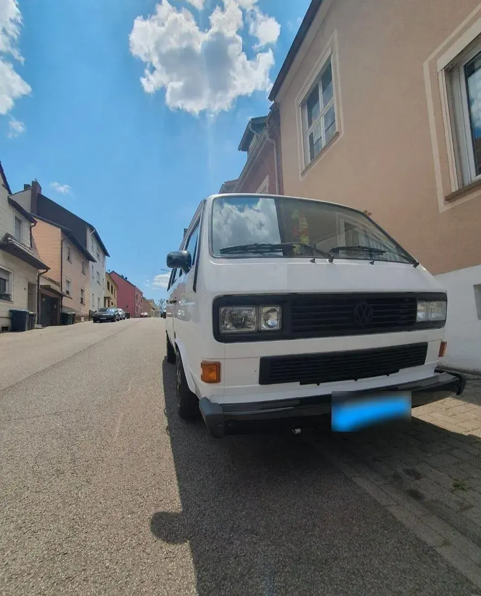 Gebraucht VW Multivan 114 PS (83 kW) 1991 Weiß Van / Kleinbus