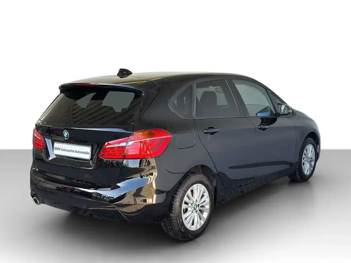 Gebraucht BMW 218 Active Tourer Advantage 140 PS (102 kW) 2019 Schwarz Van / Kleinbus